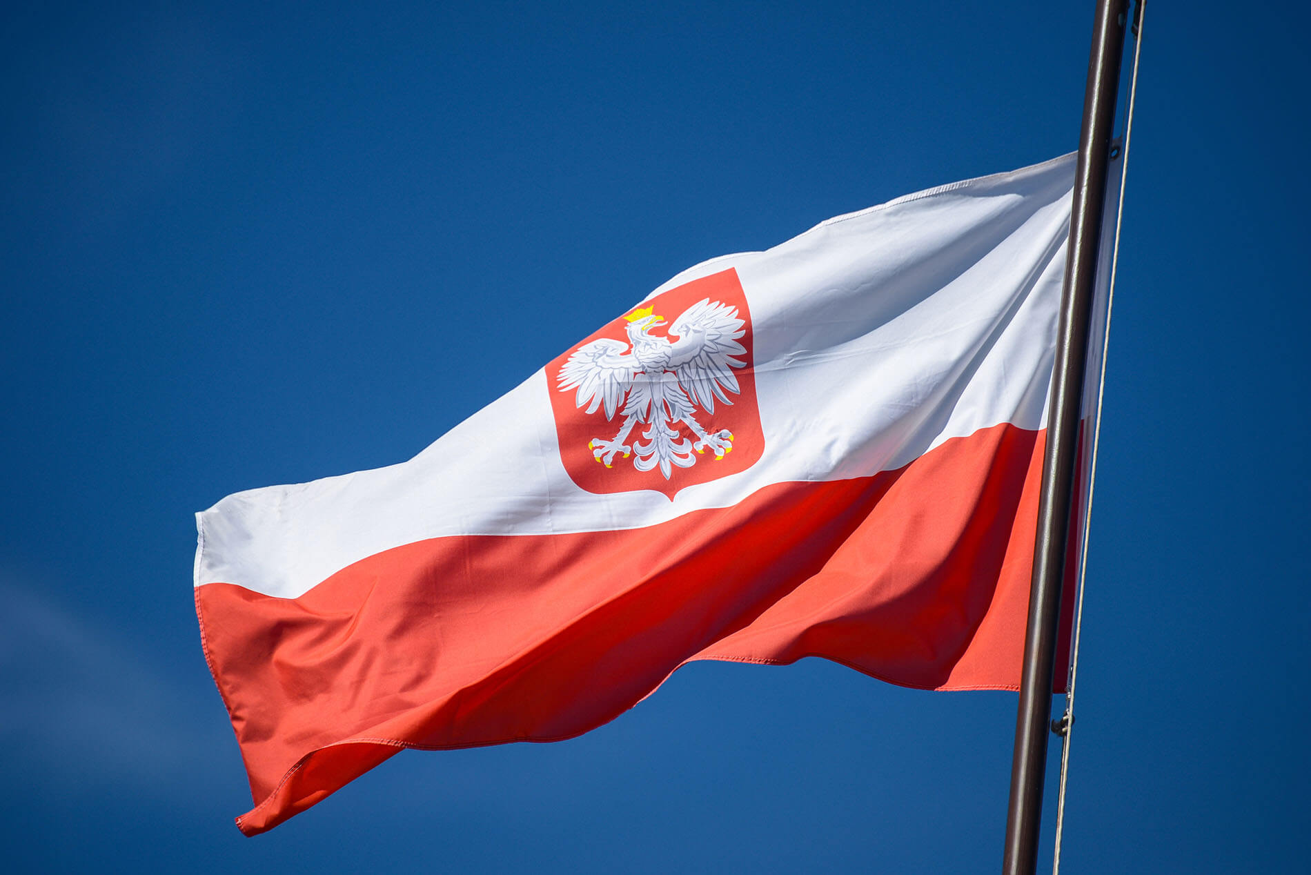 Czy polskiej gospodarce grozi recesja? Poznaj prognozy ekonomistów