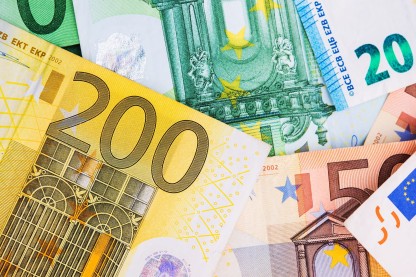 EBC pokazał 10 projektów nowych banknotów euro. Możesz zagłosować, mieszkając w Polsce